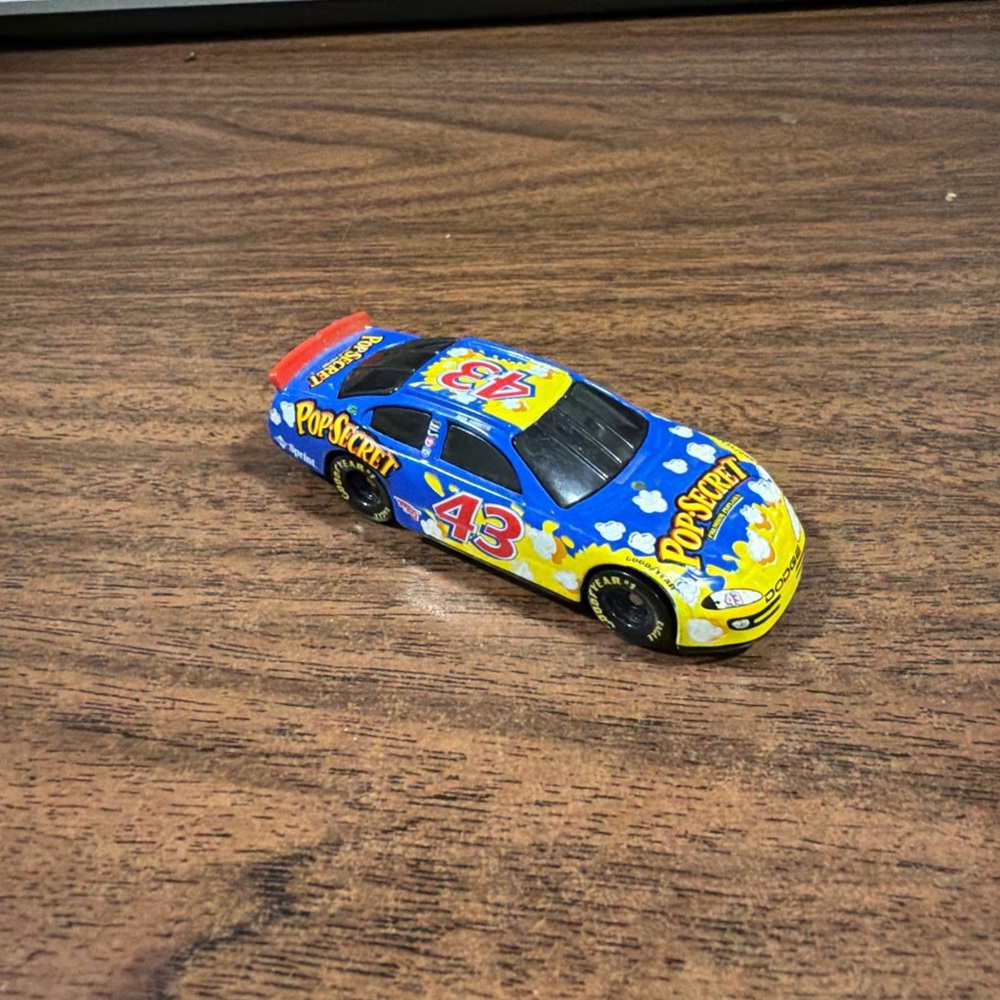 Hot Wheels Pop Secret  Car